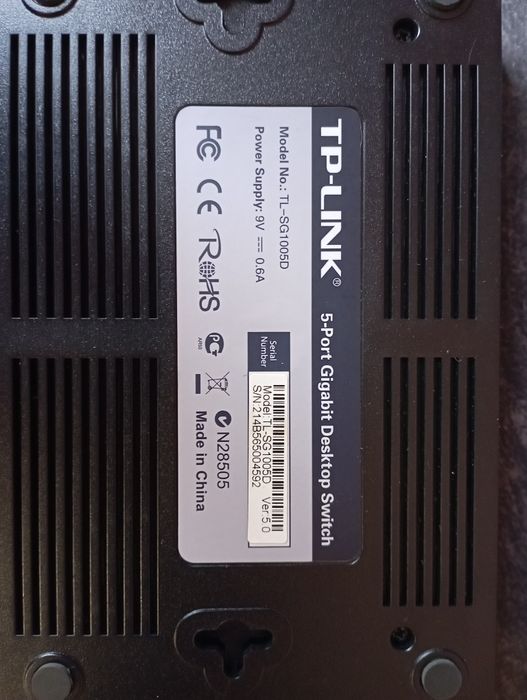 Роутер TP-link TL-SG1005D новий