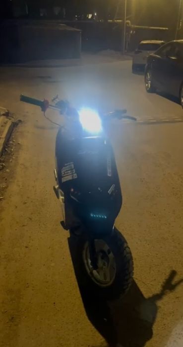 Продам скутер honda dio  18