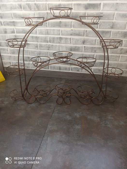 Подставка для цветов