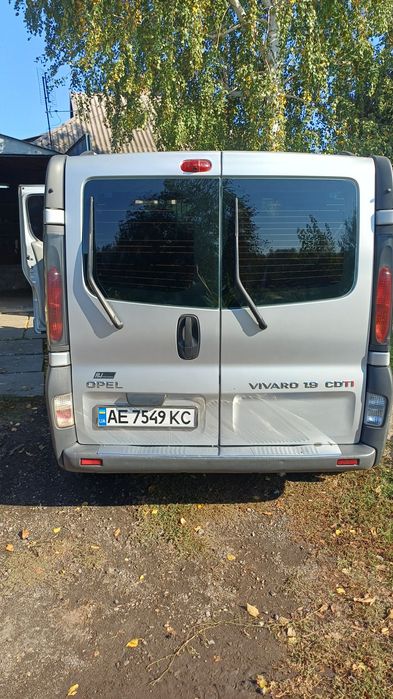 Продам Opel vivaro 1.9 CDTI