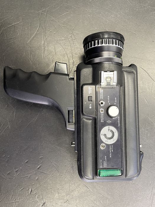 Câmara de filmar vintage Argus Cosina 735