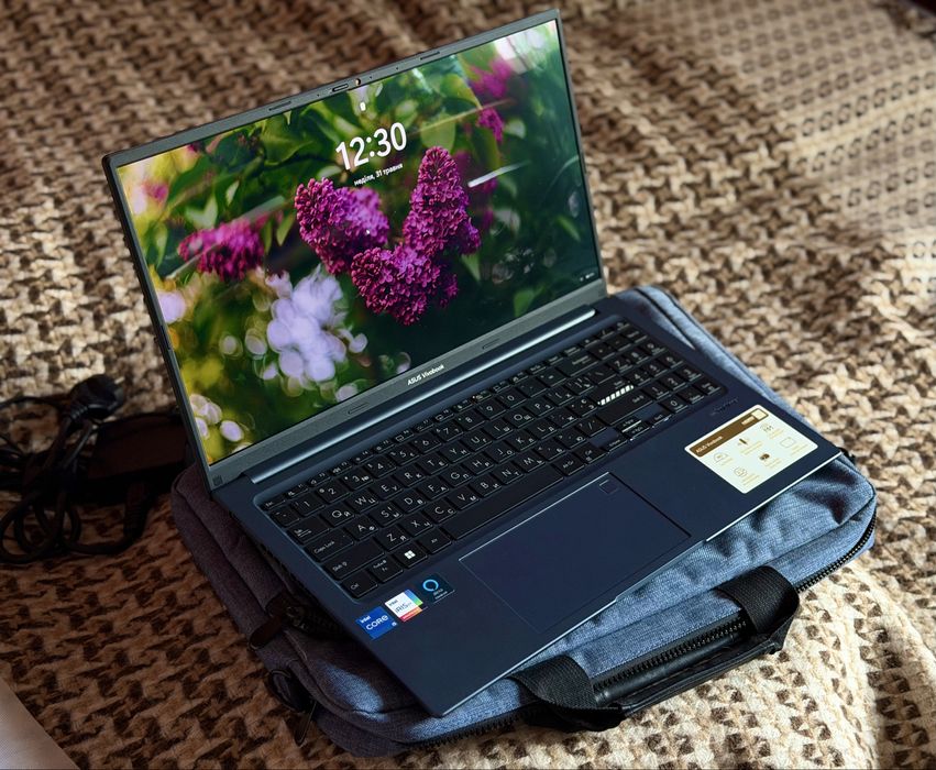 Продам Asus Vivobook 15X OLED X1503ZA новий!