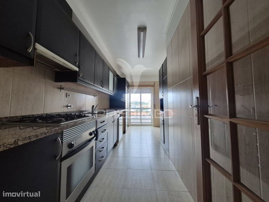Apartamento T2-3Ass.Feijó-Vale Flor de Baixo-Almada