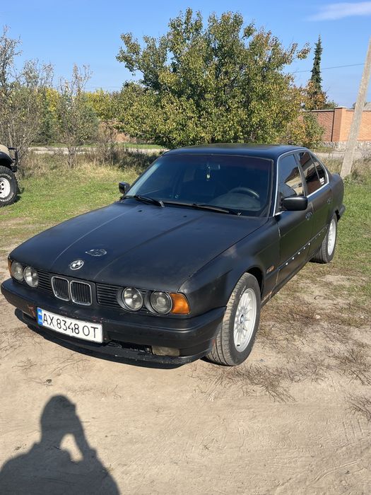 Продам бмв е34 с обьемом 2.3