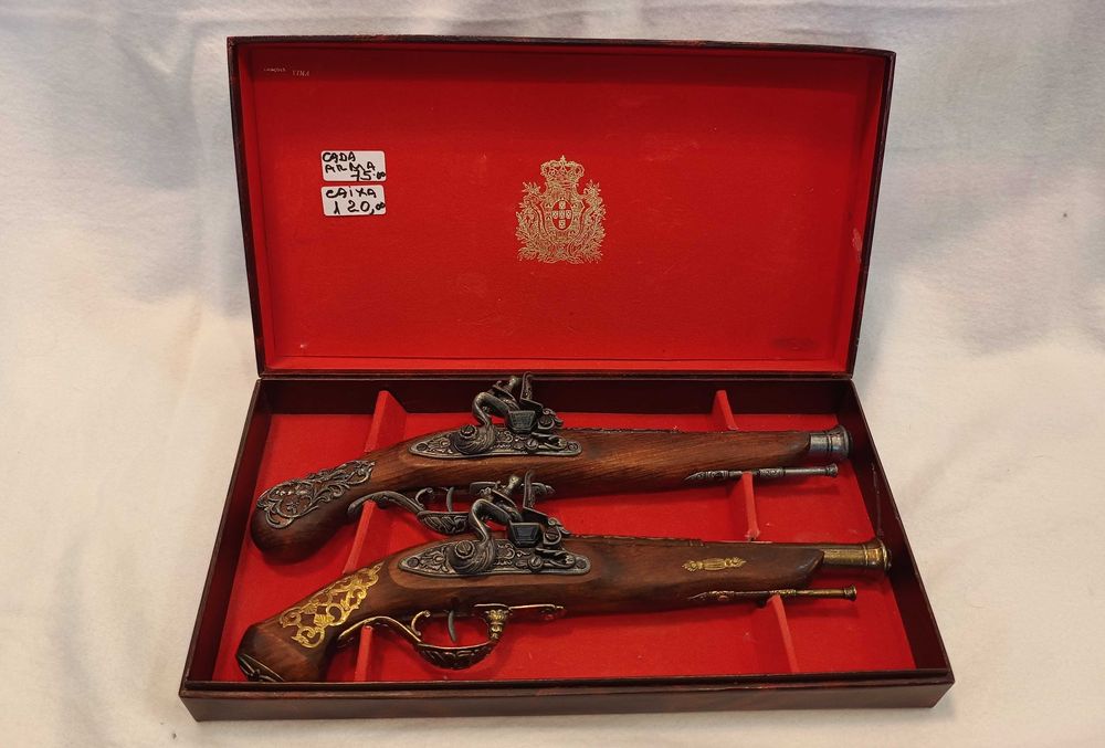 Réplicas Pistolas Pederneiras Com Estojo