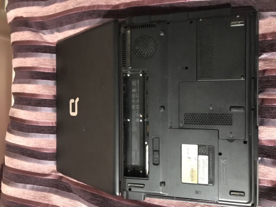 Ноутбук HP Compaq Presario F700 на запчастини