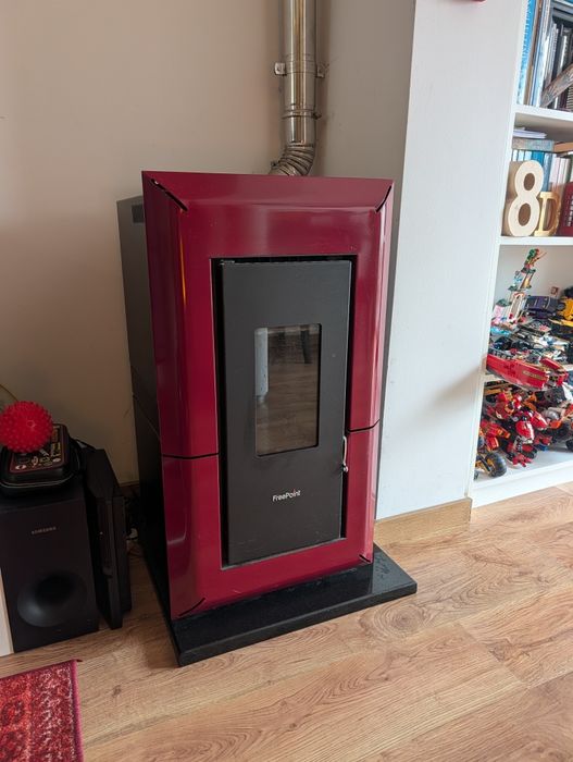 Salamandra 5.5kW Mika + aspirador cinzas + base em granito negro