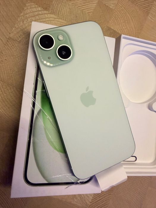 iPhone 15, zielony, nowy
