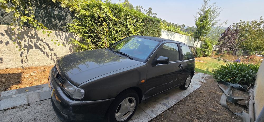 Seat Ibiza 1998 comercial