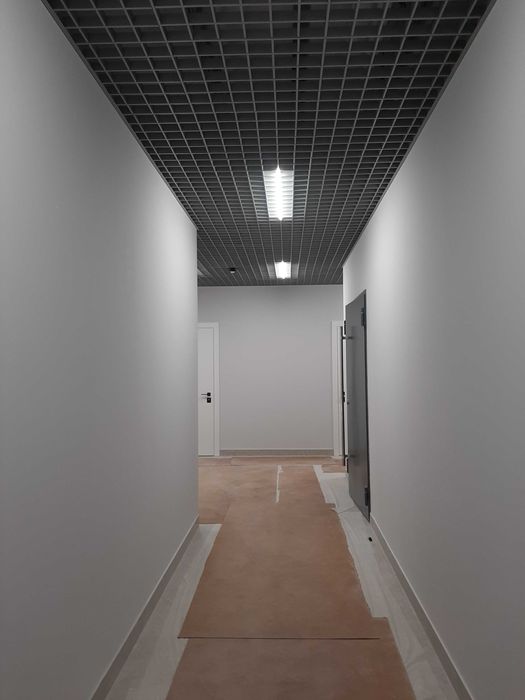 Продажа офисов 52-126 м2 в ЖК Жовтневый