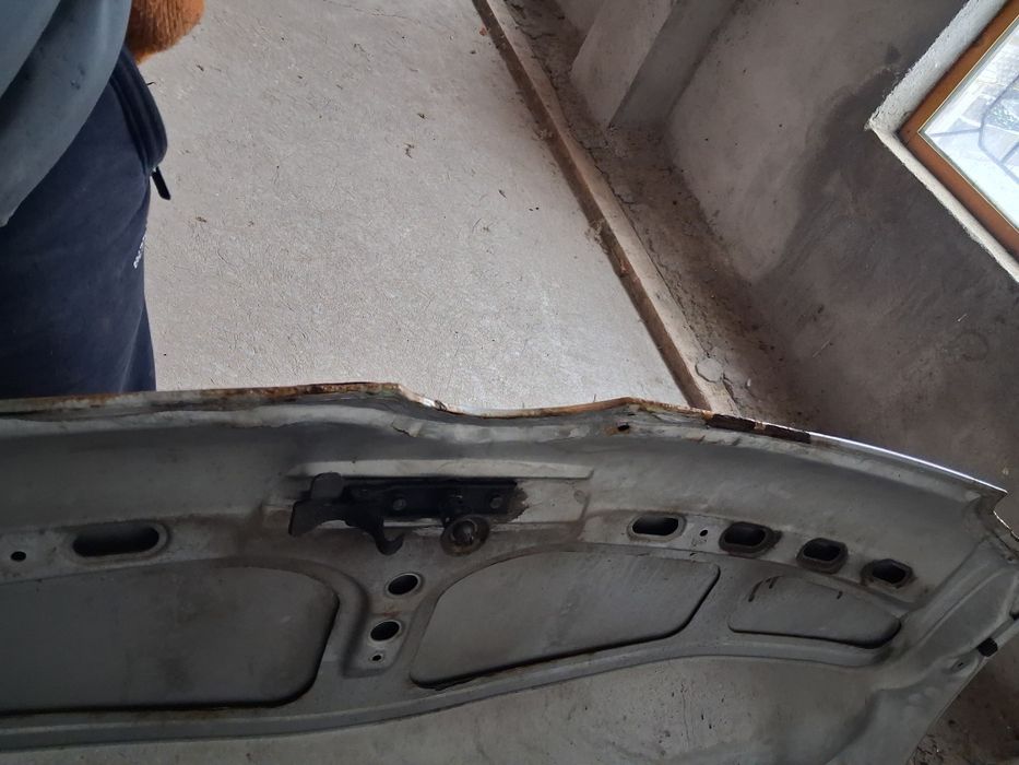 Капот спринтер мерседес