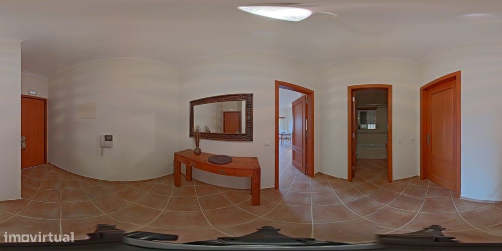 Apartamento T1 no condomínio " Casa da Praia" com piscina e garagem a