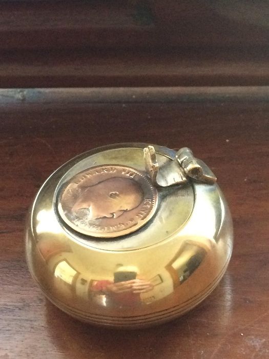 Cinzeiro de algibeira