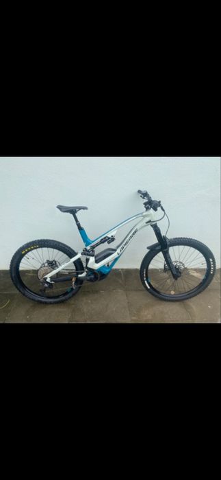 Troco ou vendo por mota 125