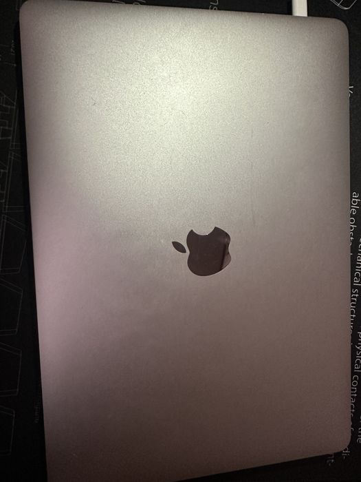 Macbook Pro 2019р a2159 по ціні дисплею.