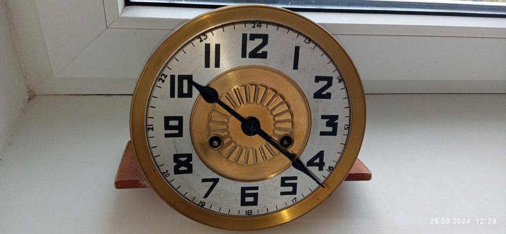 Годинниковий механізм+маятник+гонг, настінного годинника Junghans.