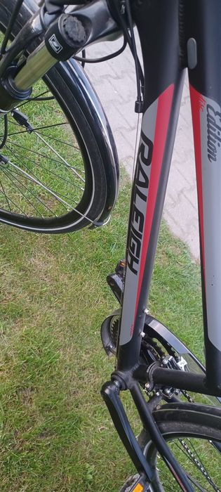 Rower damski trekkingowy 28 cali Raleigh