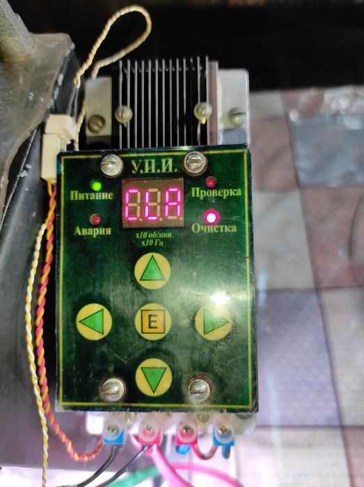 Стенд для тестування та промивки бензинових форсунок.