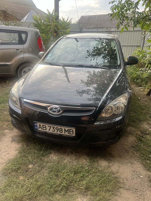 Hyundai i30 автомобіль
