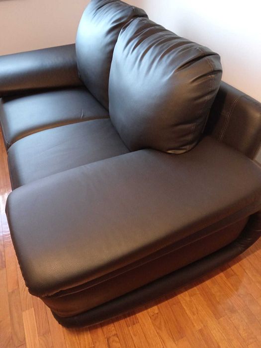 Sofá Pele Preto 2 + 2 Lugares Impecável, Como Novo, Pouco Usado 180cm