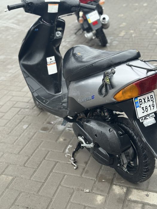 Скутер Suzuki lets2