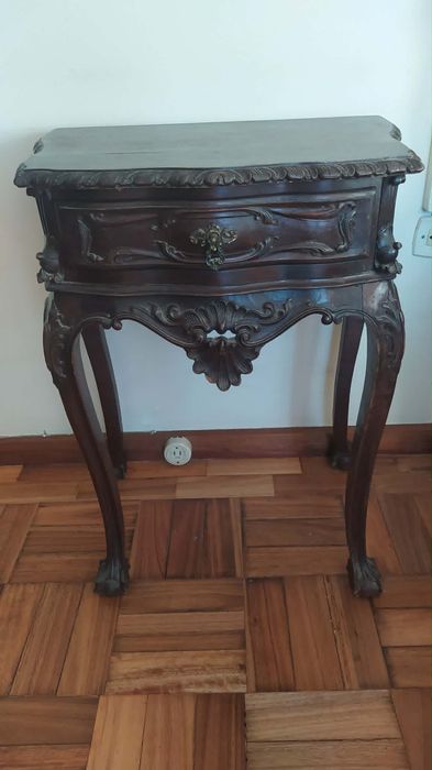Mobília de quarto estilo D.. Maria