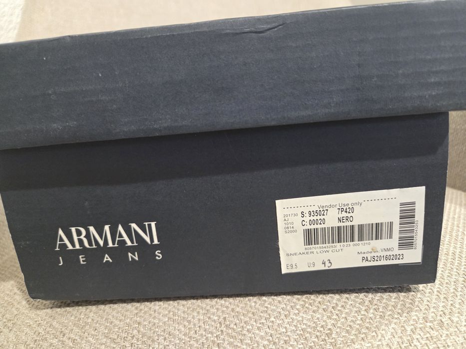Meskie buty ARMANI JEANS sportowe roz. 43 ,