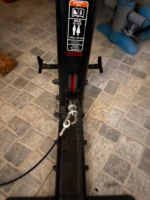 Máquina multifunções de ginásio