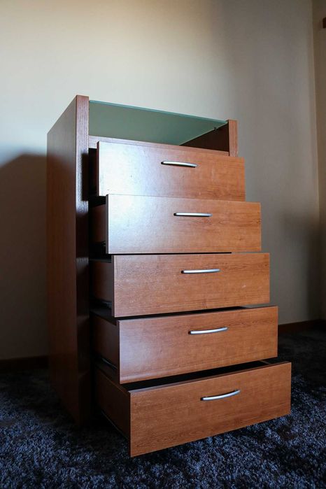 Comoda de quarto com gavetas carvalho mel
