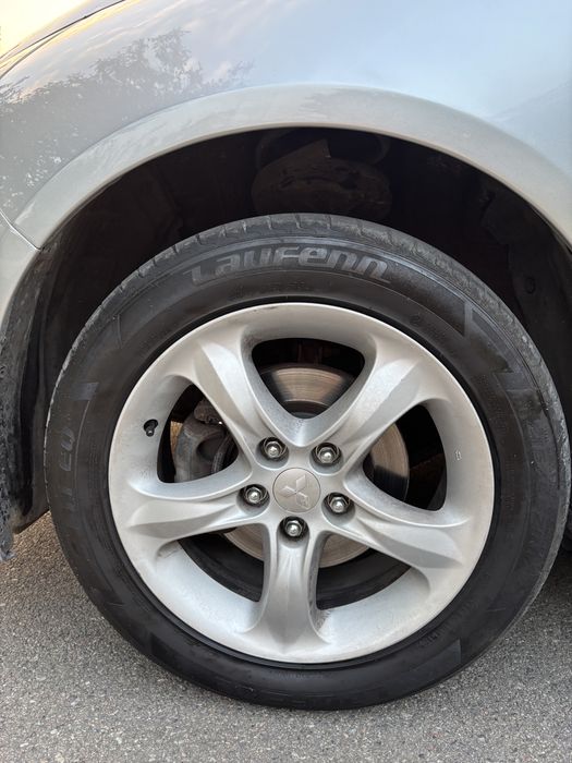 Продам Mitsubishi Grandis