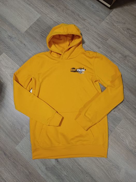 Яскравий ,моднявий батник