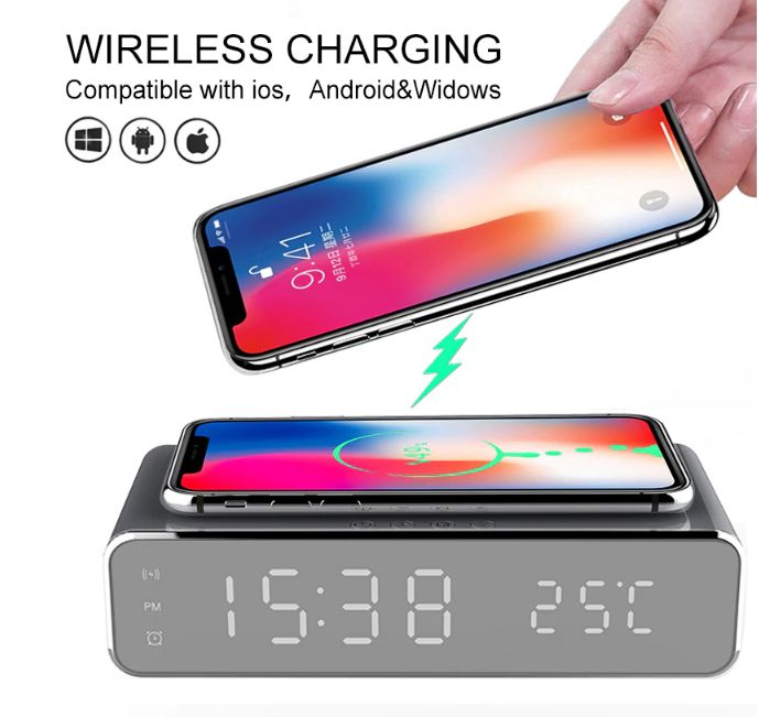 Espertador com carregador de telemóvel