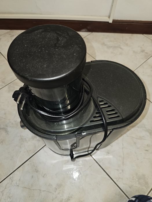 Centrifugadora  / extractor de sumos