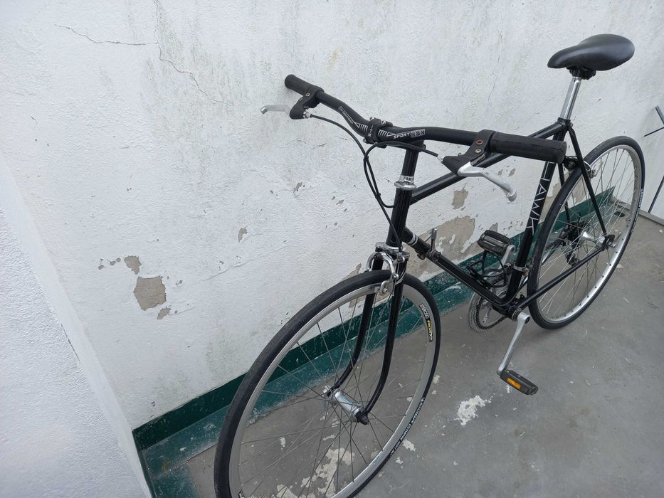 Bicicleta vintage restaurada - estrada / urbana