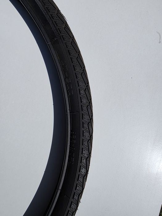Opona rowerowa Mitas  rozmiar 47- 622.  23x1,75  b.dobry stan.
