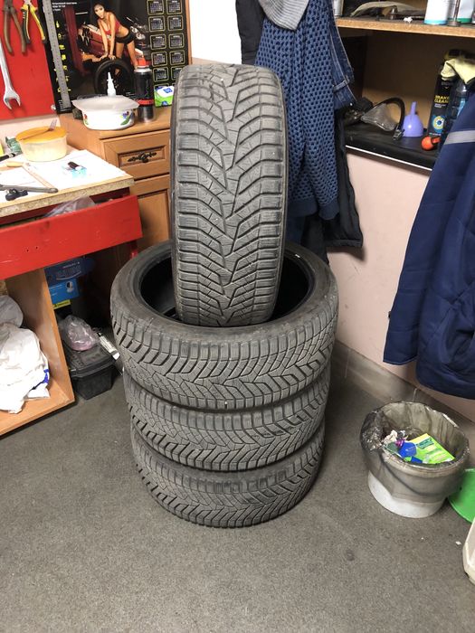 Шини резина р18 зима в ідеальному стані