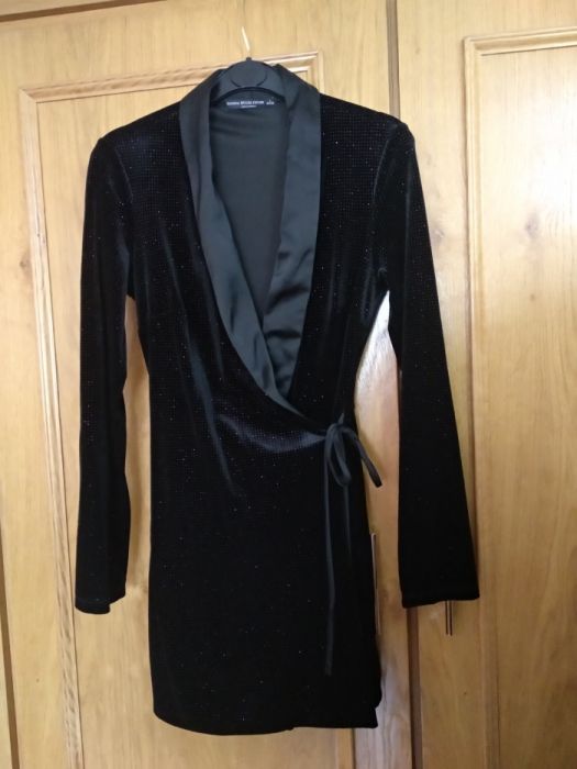 Macacão vestido preto de festa