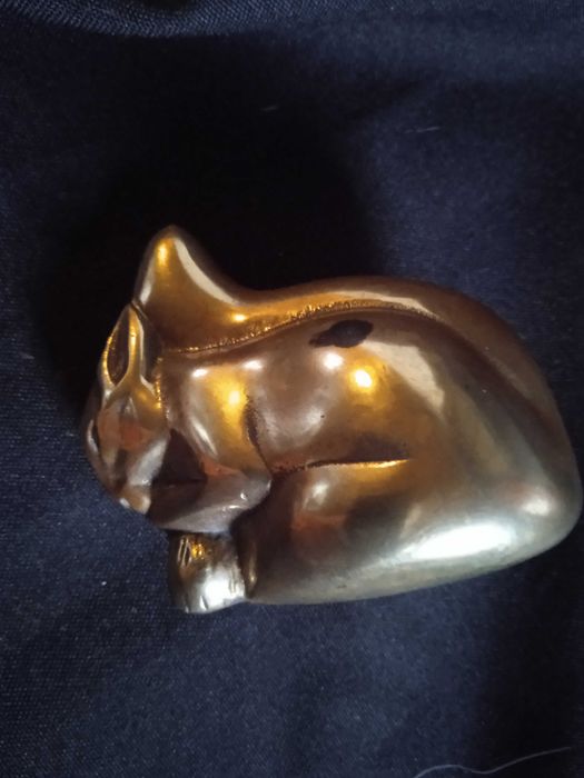 Esquilo em bronze, vintage