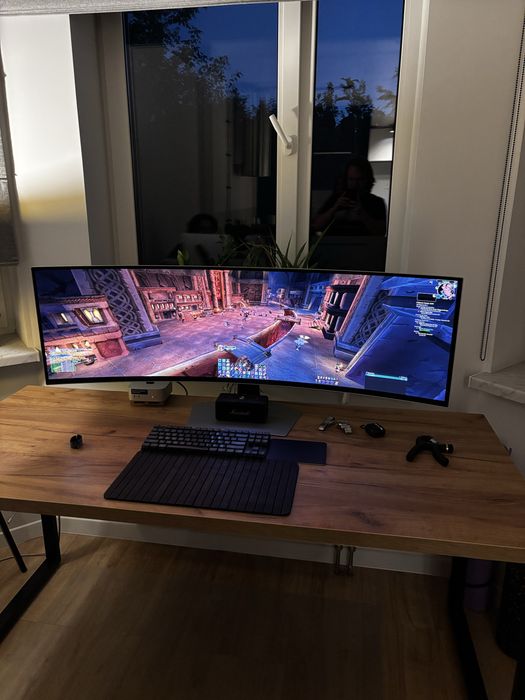 Samsung G9 49” OLED