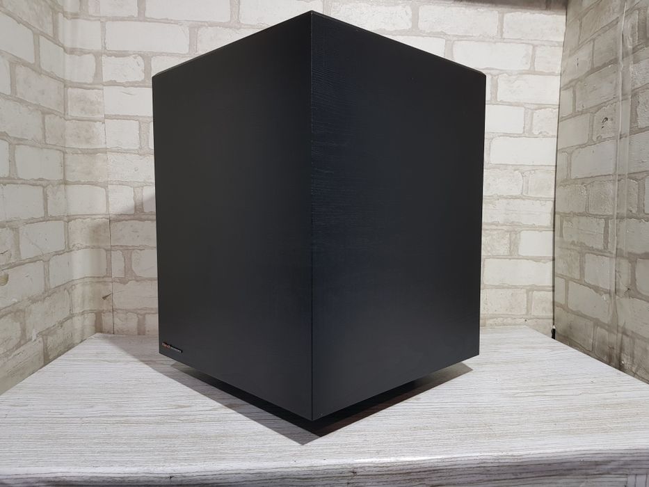 Активний сабвуфер KLIPSCH SUB 10,потужність 200 Вт,б/у з Німеччини