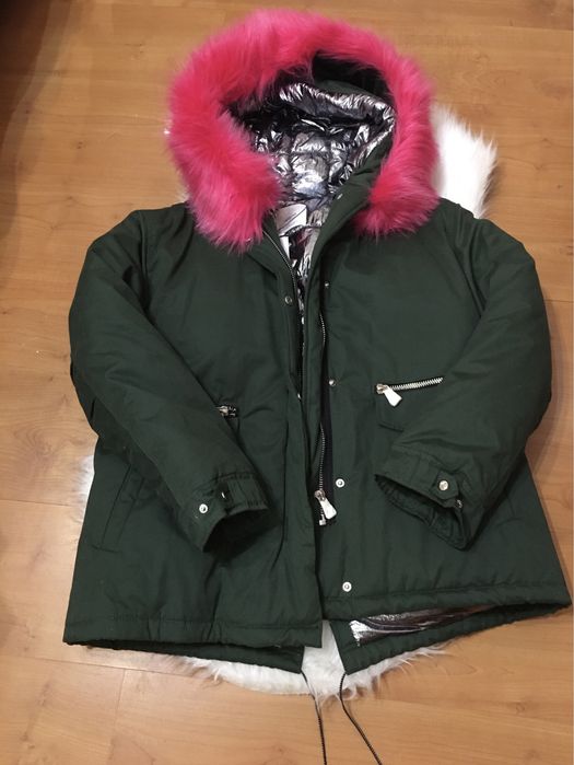 Kispo Verde com Capuz com Gola em Pelo da Mango