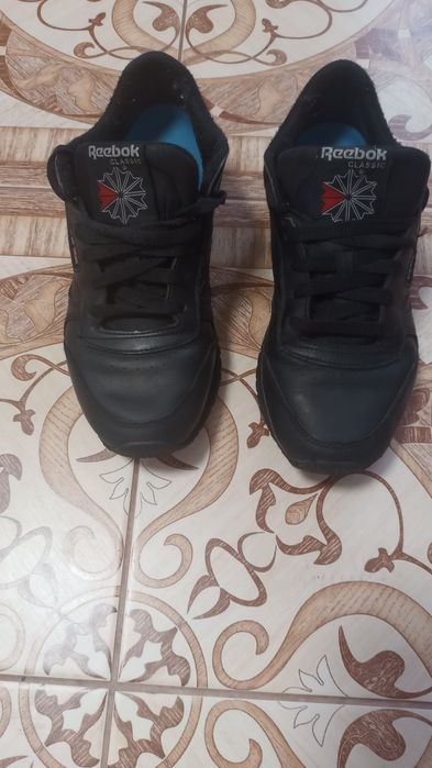 Продам красівки Reebok