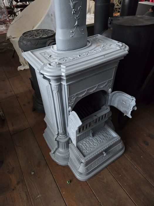 Salamandra em ferro fundido