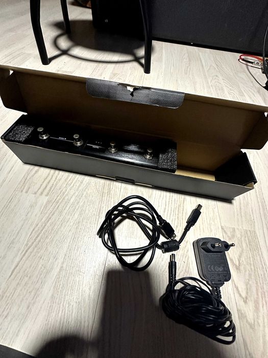 Hotone Ampero Control (Pedal Controlador MIDI Bluetooth)