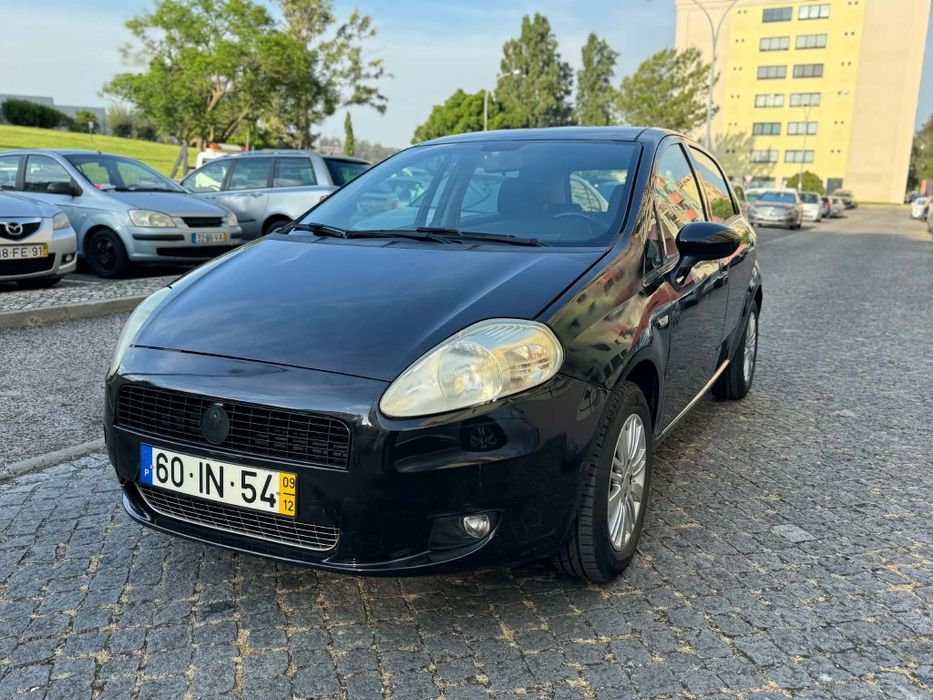 Fiat grande punto 1.2 gasolina com 190.000 mil km ano 2009/12 em bom estado geral.