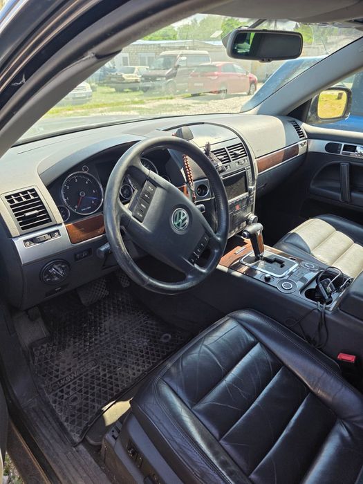 Volkswagen Touareg 2004 VIN WVGZZZ7LZ5D018678 фото оголошення 2 з 11