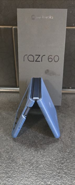 Motorola razr 60