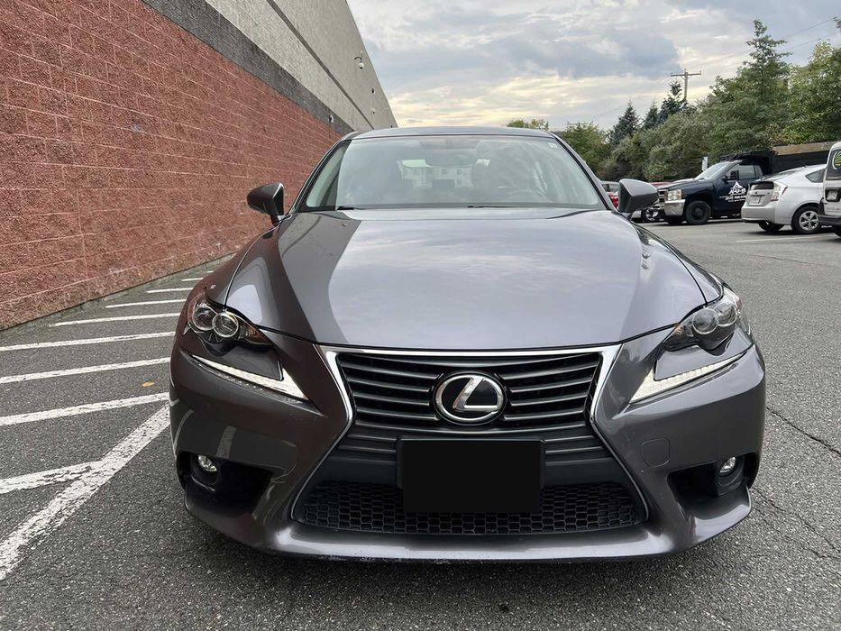 Lexus IS 300      2016