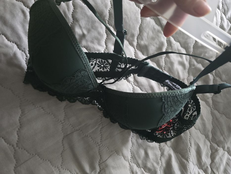 Ciemnozielony biustonosz push up, 75 C