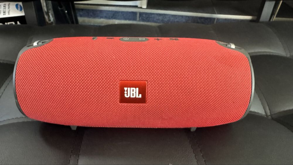 Оригінальна JBL  XTREME red